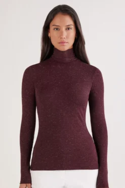 Z Golfem|Ultralight Z Kaszmirem>Intimissimi Golf z Lekkiego Modalu z Dodatkiem Kaszmiru Lamé burgundia - 032k - dark burgundy lame'