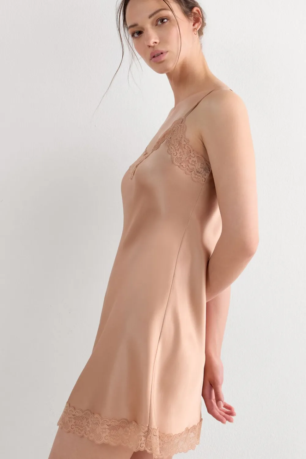 Halki / Babydoll|Spódnice /Sukienki>Intimissimi Halka z jedwabiu z koronką naturalny - 163i - rose satin
