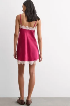 Halki / Babydoll|Spódnice /Sukienki><noscript><img width=