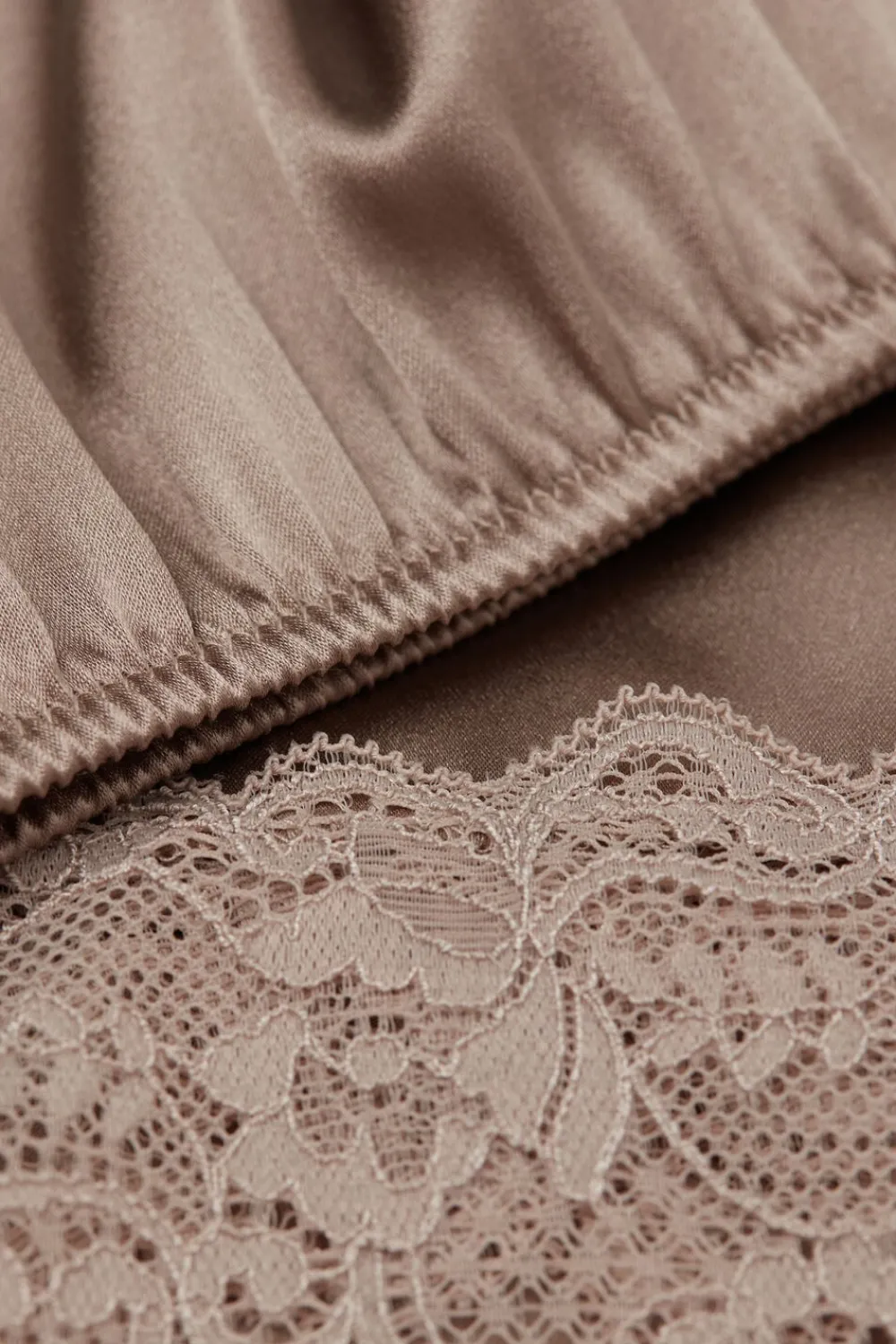 Piżamy Krótkie|Jedwab>Intimissimi Jedwabne szorty piżamowe damskie z koronką naturalny - 651i - dust beige