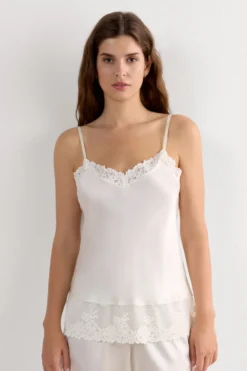 Topy|Piżamy Krótkie>Intimissimi Jedwabny Top z Cienkimi Ramiączkami Pretty Flowers kremowy - 2127 - talkowy