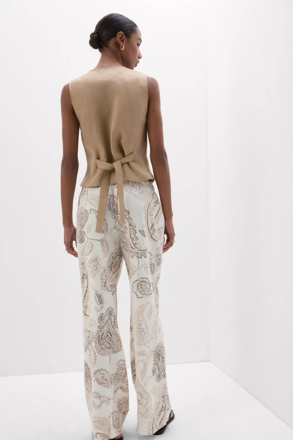 Topy|Len>Intimissimi Kamizelka zPłótna Lnianego The Pure Linen beige - 166k - beige sabbia