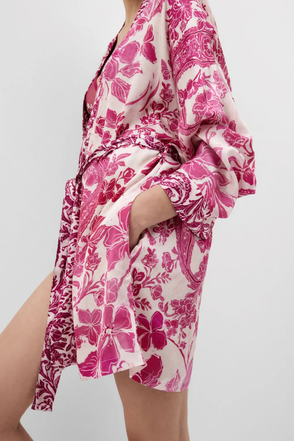 Szlafroki / Kimona>Intimissimi Kimono z Satyny Wiskozowej Brighten Your Day - 115k - stampa brighten your day