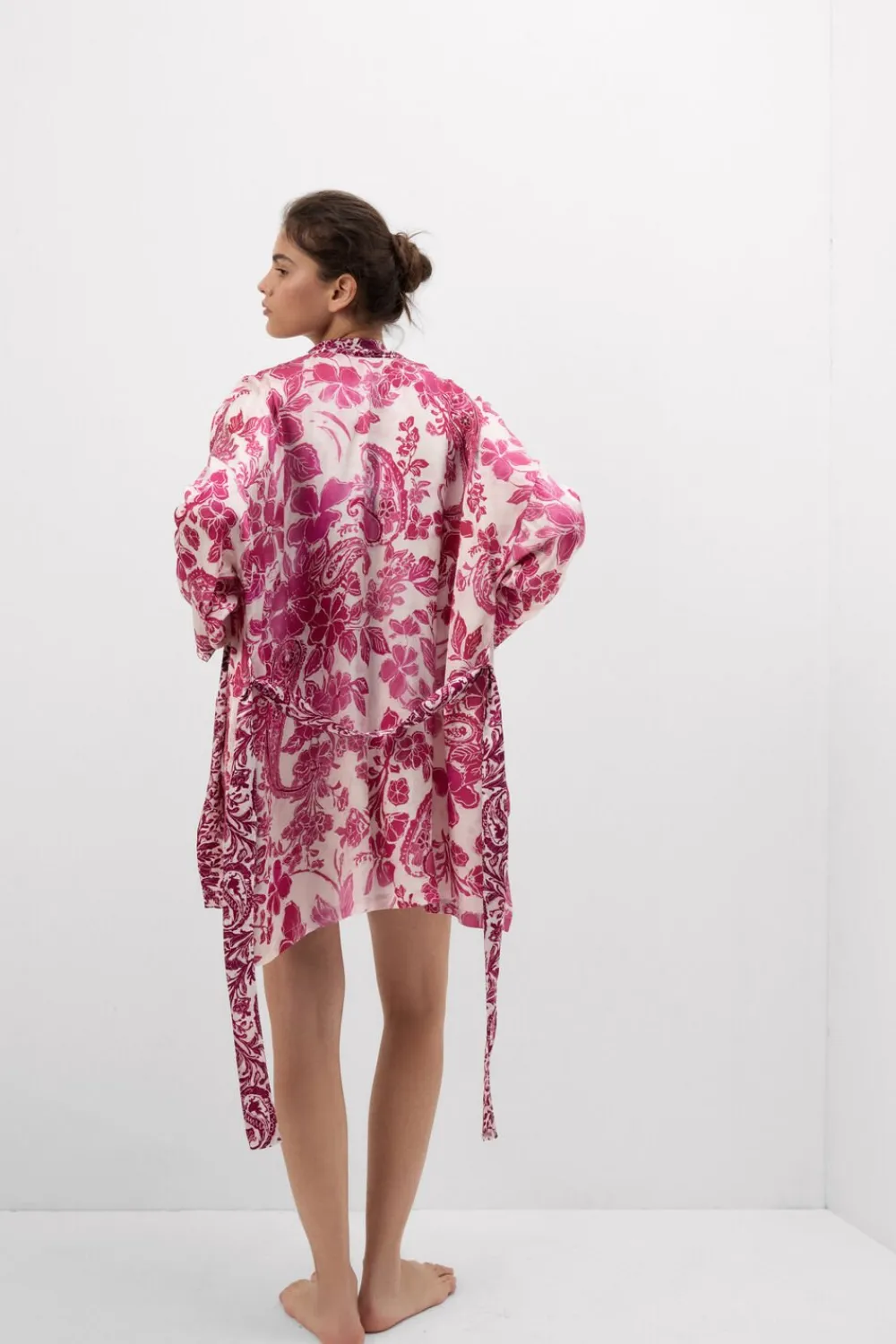 Szlafroki / Kimona>Intimissimi Kimono z Satyny Wiskozowej Brighten Your Day - 115k - stampa brighten your day