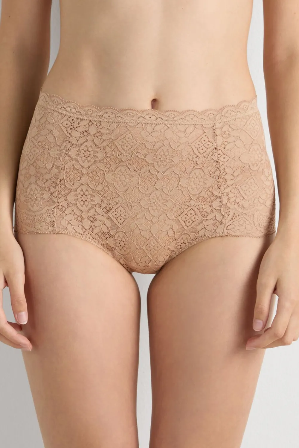 Bokserki|Z Wysokim Stanem>Intimissimi Koronkowe Figi Culotte Wysoki Stan naturalny - 044 - honey