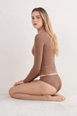 Figi|Koronka>Intimissimi Koronkowe Figi z Niskim Stanem naturalny - 502i - caramel
