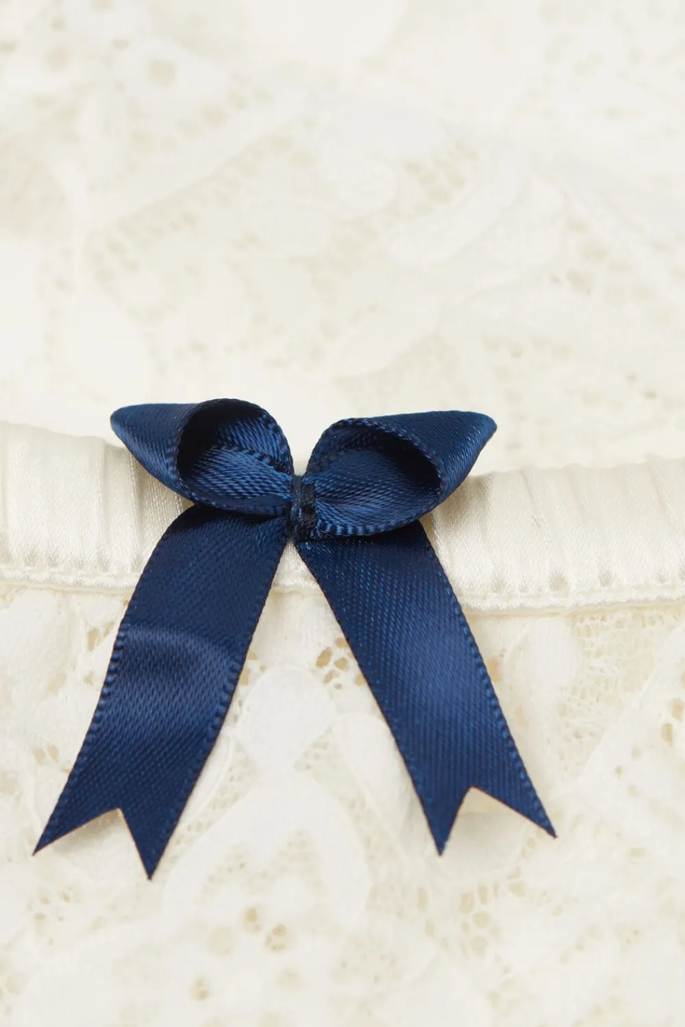 Podwiązki / Pasy Do Pończoch|Lingerie>Intimissimi Koronkowe Podwiązki kremowy - 2127 - talkowy