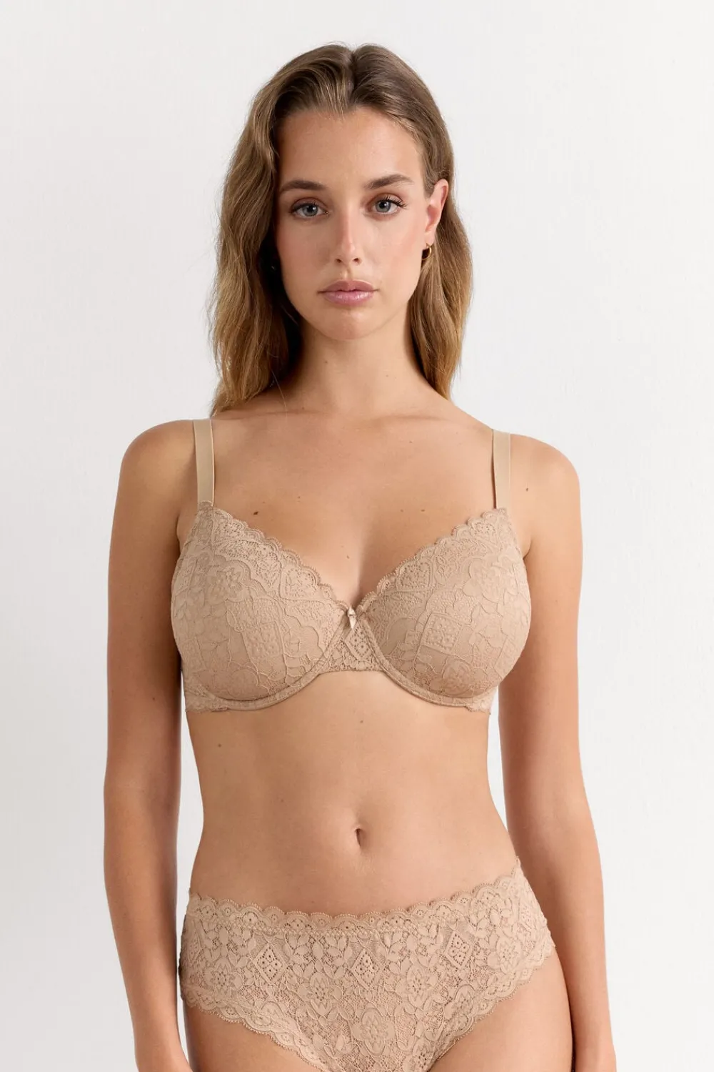 Balkonetki|Z Fiszbinami>Intimissimi Koronkowy Biustonosz Balkonetka Francesca naturalny - 044 - honey