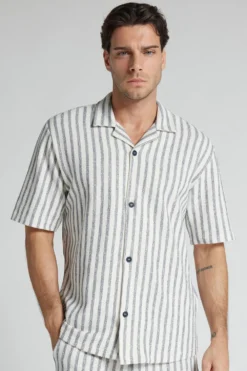 T-shirty|Koszule>Intimissimi Koszula z Krótkim Rękawem i Wzorem w Paski Bowling niebieski - 124k - riga blu notte/panna