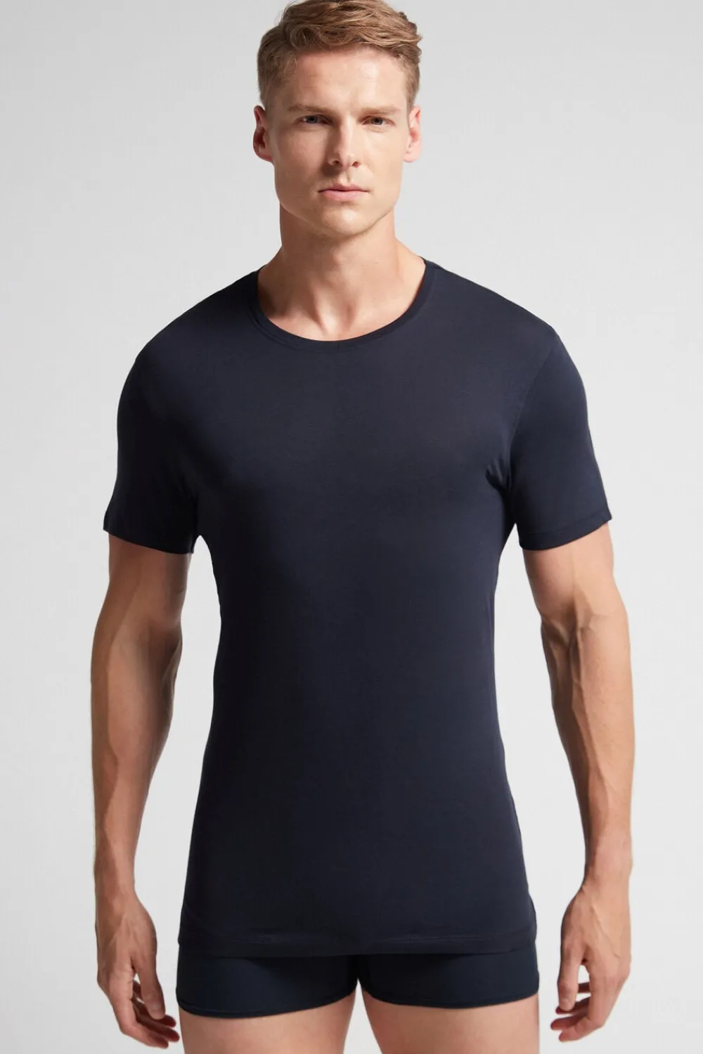 T-shirty|Bawełna Superior>Intimissimi Koszulka Męska 100% Bawełna Superior Extrafine niebieski - 800 - blu notte