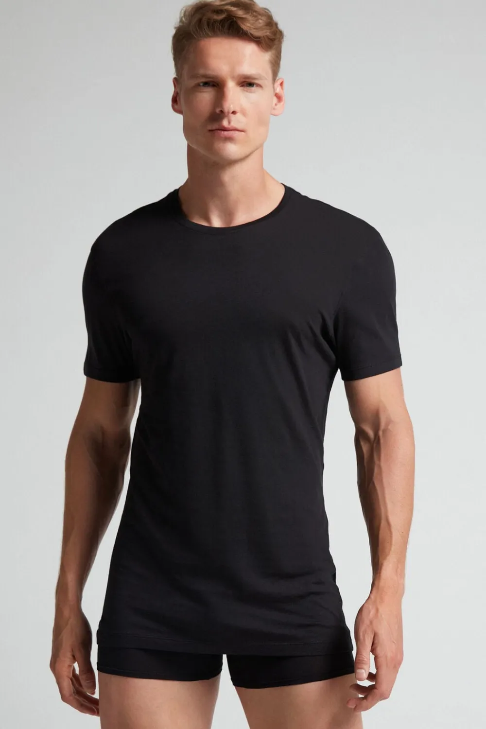 T-shirty|Bawełna Superior>Intimissimi Koszulka Męska 100% Bawełna Superior Extrafine czarny - 019 - czarny