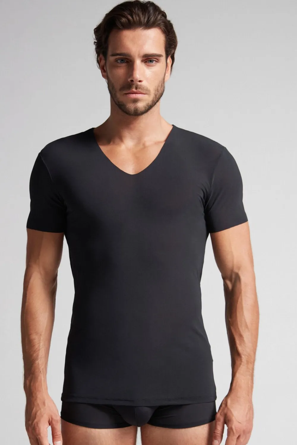 T-shirty>Intimissimi Koszulka z Mikrosiatki, z Niewykończonymi Brzegami czarny - 019 - czarny