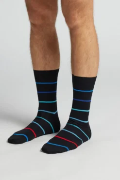 Skarpetki Krótkie>Intimissimi Krótkie Skarpety z Wzorzystej Przędzy Fildekos czarny - 829j - nero riga multicolor