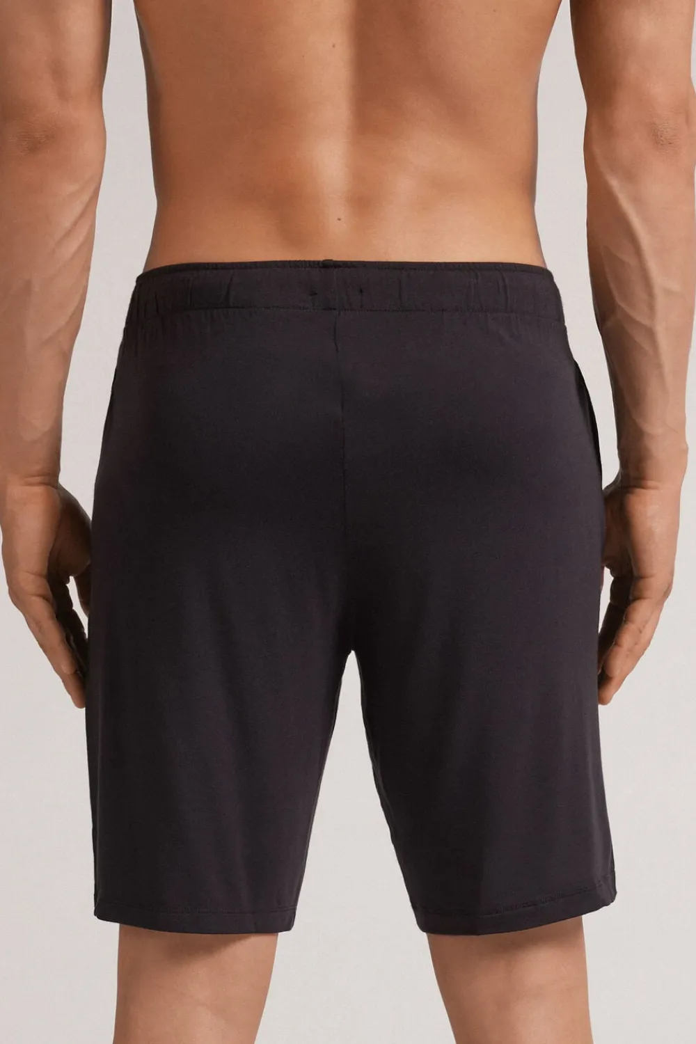 Spodnie|Soft Silk>Intimissimi Krótkie spodenki męskie z jedwabiu czarny - 019 - czarny