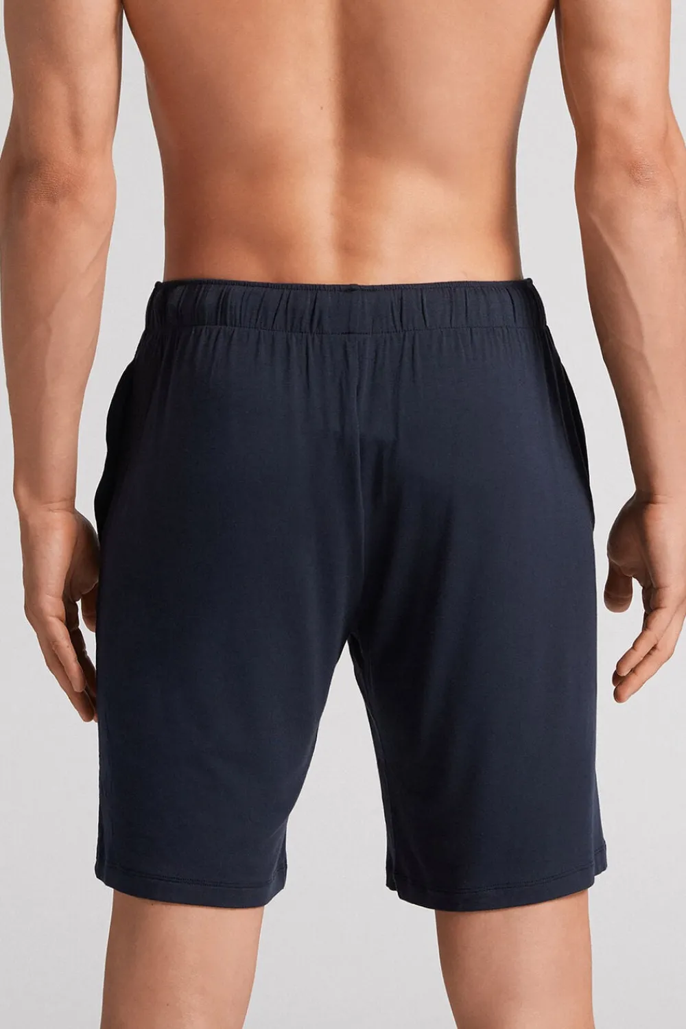 Spodnie|Soft Silk>Intimissimi Krótkie spodenki męskie z jedwabiu niebieski - 800 - blu notte