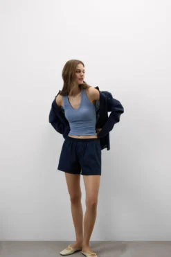 Topy|Bawełna Lamé>Intimissimi Prążkowana Koszulka z Dekoltem w Serek z Bawełny Lamè jasnoniebieski - 098k - breeze blue lame'