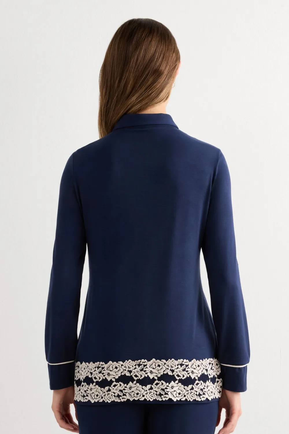 Piżamy Długie|Modal>Intimissimi Rozpinana z Przodu Bluzka z Modalu Pretty Flowers kremowy - 347i - blu intenso/vaniglia