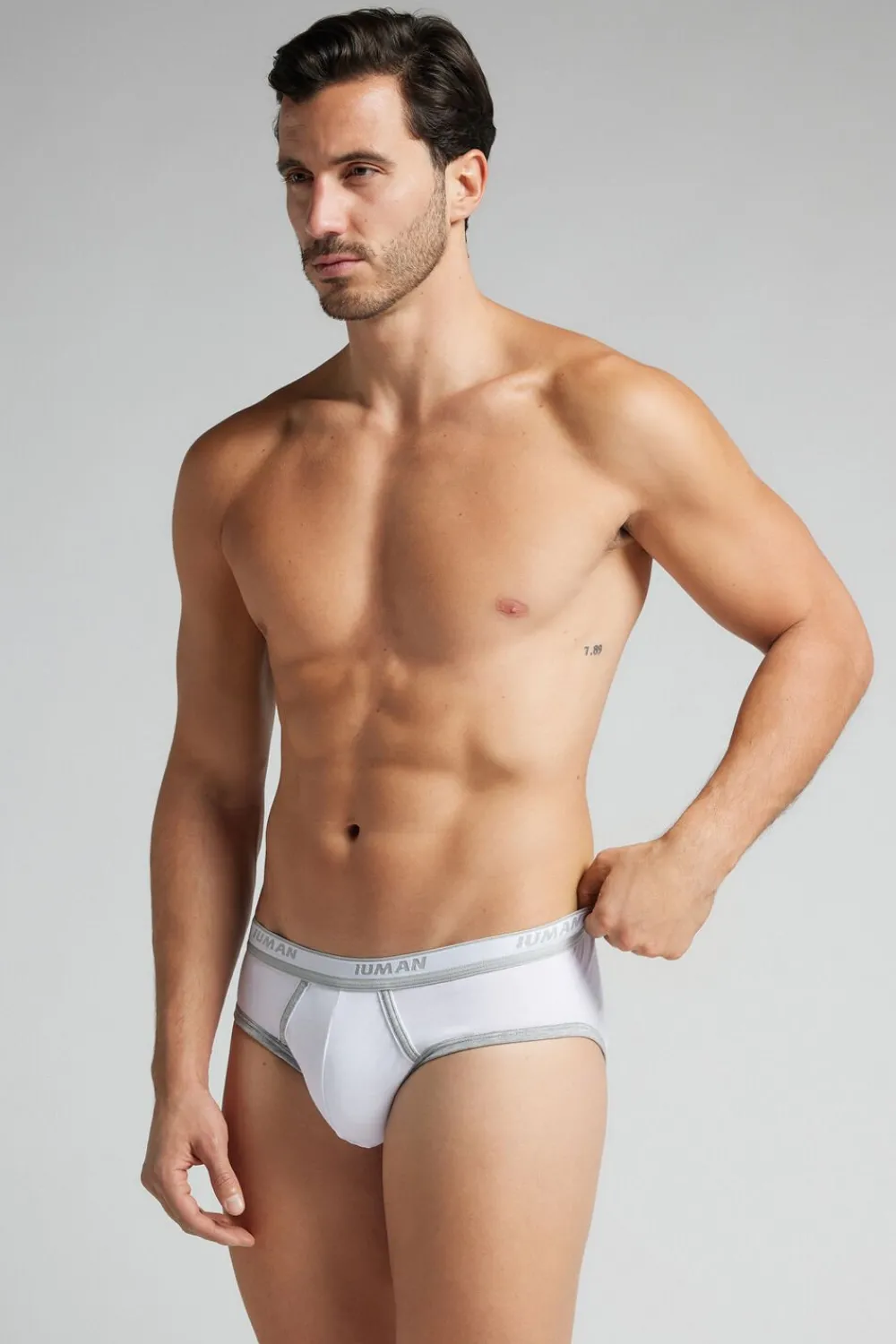 Slipy|Bawełna Superior>Intimissimi Slipy Męskie z Bawełny Superior z Logo biały - 709j - bianco/grigio melange