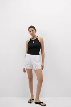 Piżamy Krótkie>Intimissimi Spodenki z Płótna Bawełnianego Sangallo Made with Love biały - 001 - biały