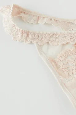 Stringi|Koronka><noscript><img width=