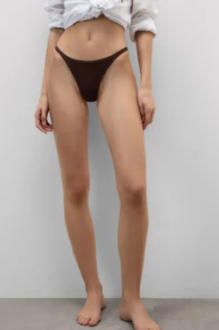 Stringi|Bawełna Ultralight>Intimissimi Stringi z Paseczkami z Bawełny Ultralight Cotton - 705j - brąz mokka