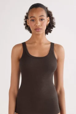 Topy|Bawełna>Intimissimi Tank Top Prążkowany z Bawełny Superior brązowy - 705j - brąz mokka