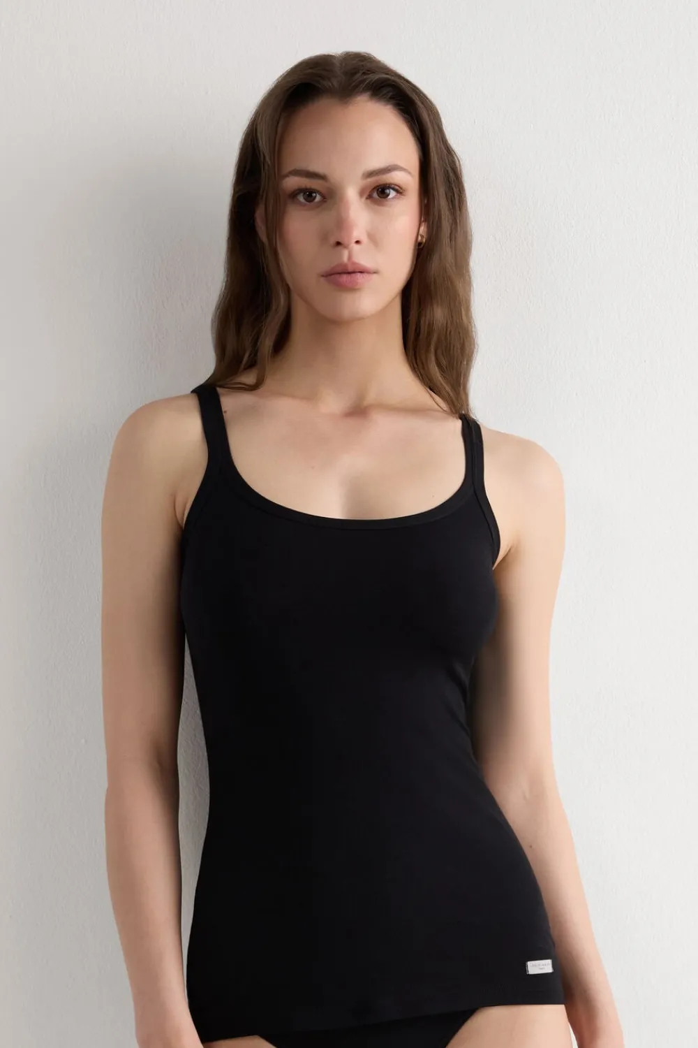 Topy>Intimissimi Top na Cienkich Ramiączkach z Bawełny czarny - 019 - czarny