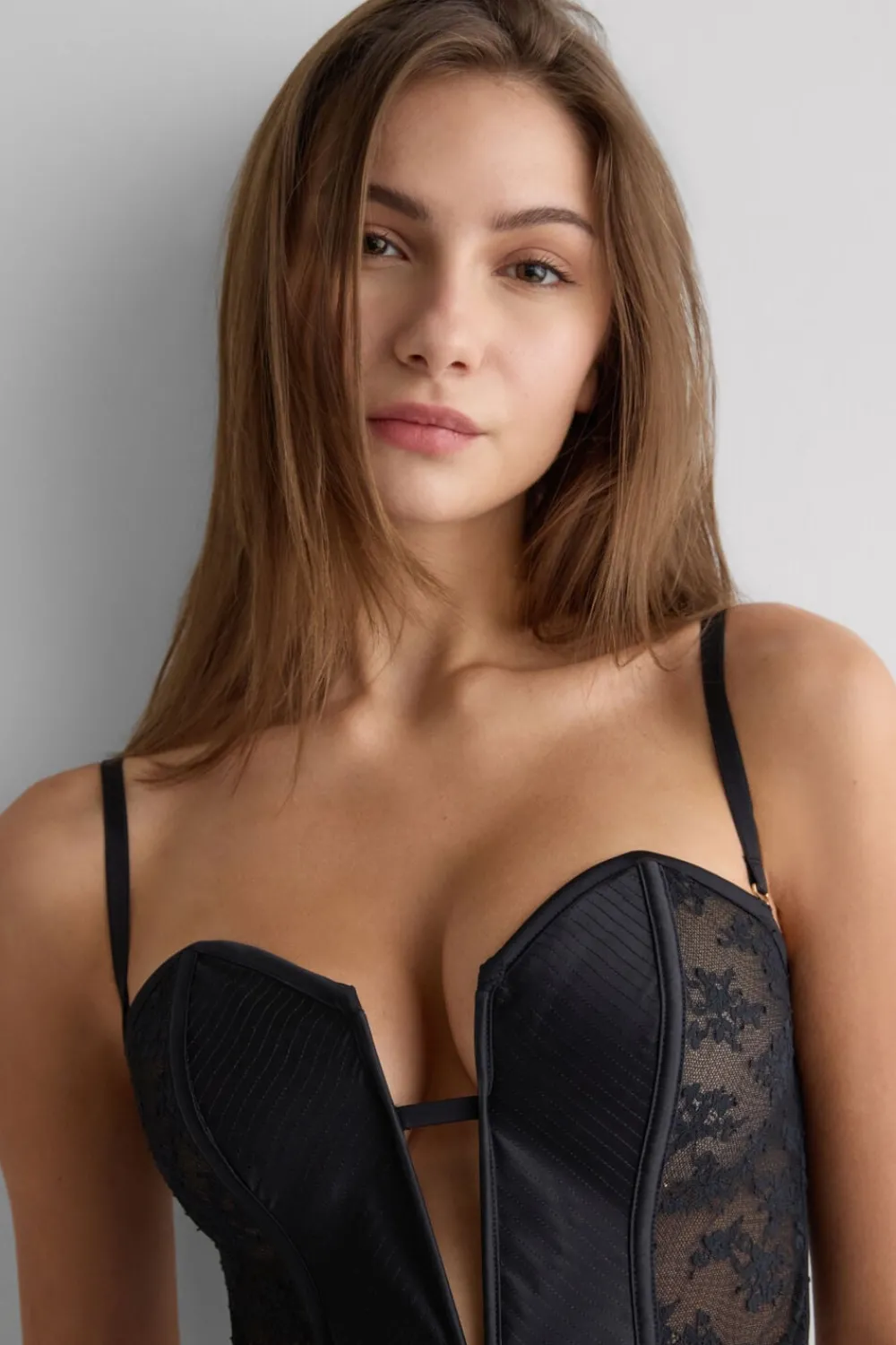 Gorsety|Topy>Intimissimi Top Usztywniany The Art of Lingerie czarny - 019 - czarny