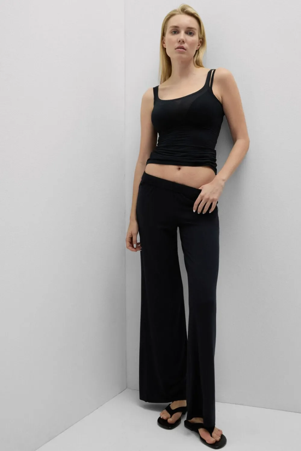 Topy|Bawełna Ultralight>Intimissimi Top z Bawełny Ultralight Cotton czarny - 019 - czarny