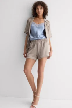 Topy|Piżamy Krótkie>Intimissimi Top z jedwabiu z koronką jasnoniebieski - 064k - breeze blue