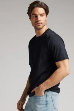T-shirty|Bawełna Superior Extrafine>Intimissimi T-shirt o Regularnym Kroju z Bawełny Superior Extrafine czarny - 019 - czarny