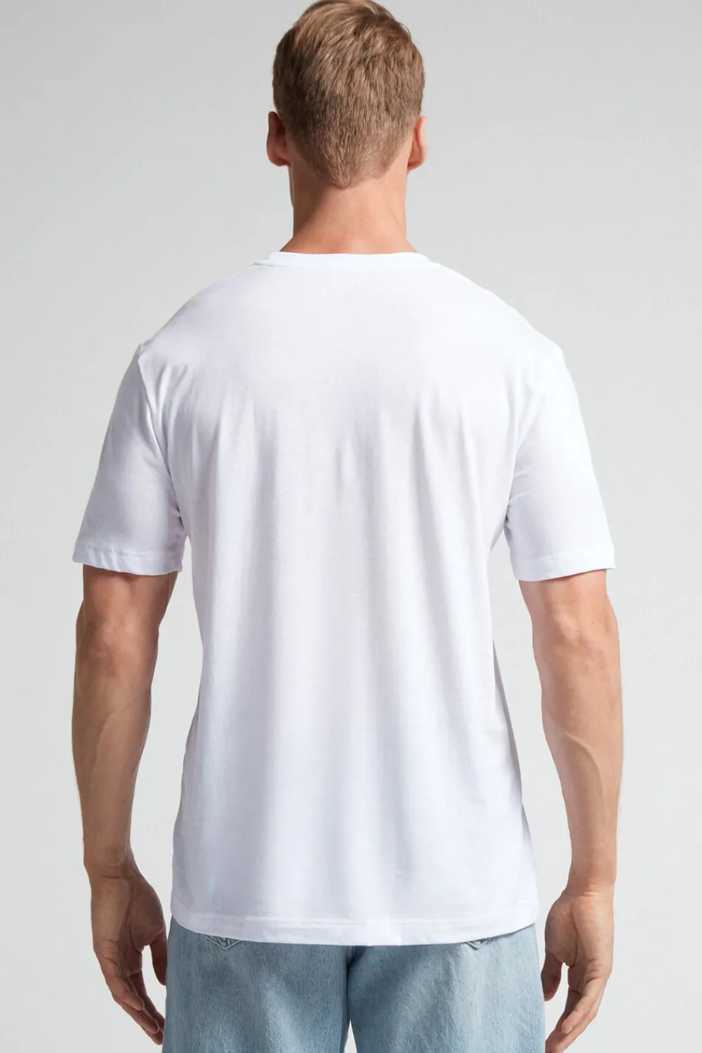 T-shirty|Bawełna Superior Extrafine>Intimissimi T-shirt o Regularnym Kroju z Bawełny Superior Extrafine biały - 001 - biały
