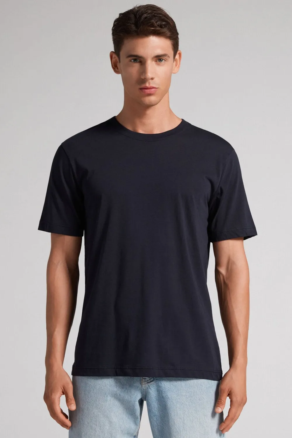 T-shirty|Bawełna Superior Extrafine>Intimissimi T-shirt o Regularnym Kroju z Bawełny Superior Extrafine niebieski - 800 - blu notte