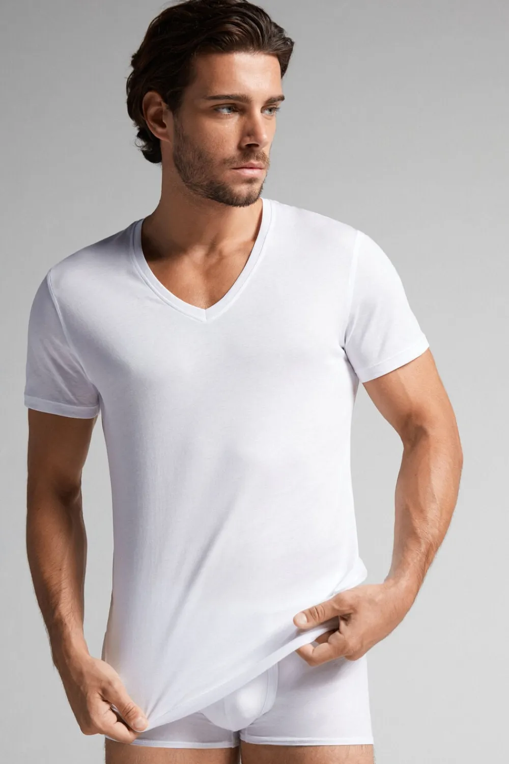 T-shirty|Bawełna Superior>Intimissimi T-shirt z Dekoltem w Kształcie Litery V z Bawełny Superior Extrafine biały - 001 - biały