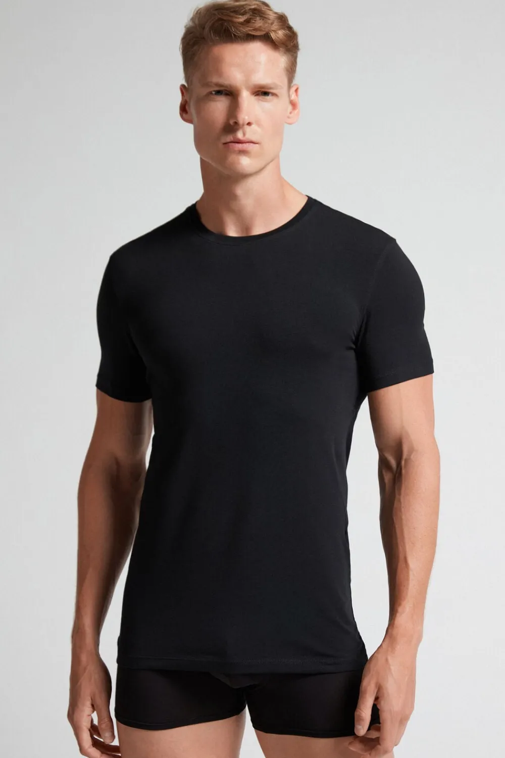 T-shirty|Bawełna Superior>Intimissimi T-shirt z Elastycznej Bawełny Superior czarny - 019 - czarny