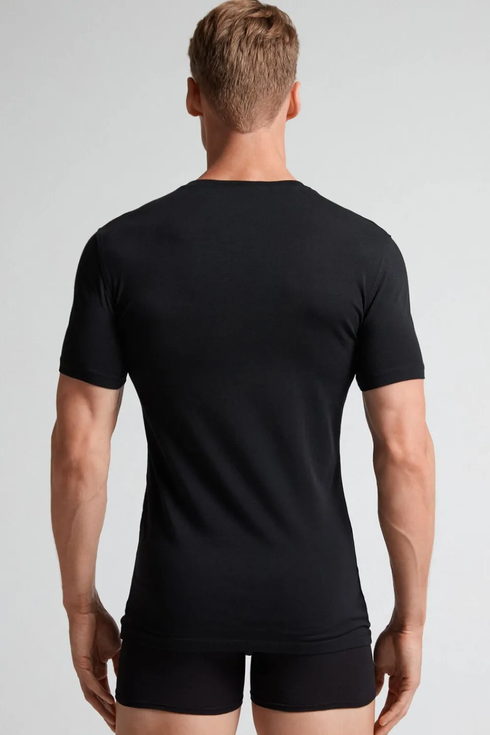 T-shirty|Bawełna Superior>Intimissimi T-shirt z Elastycznej Bawełny Superior czarny - 019 - czarny