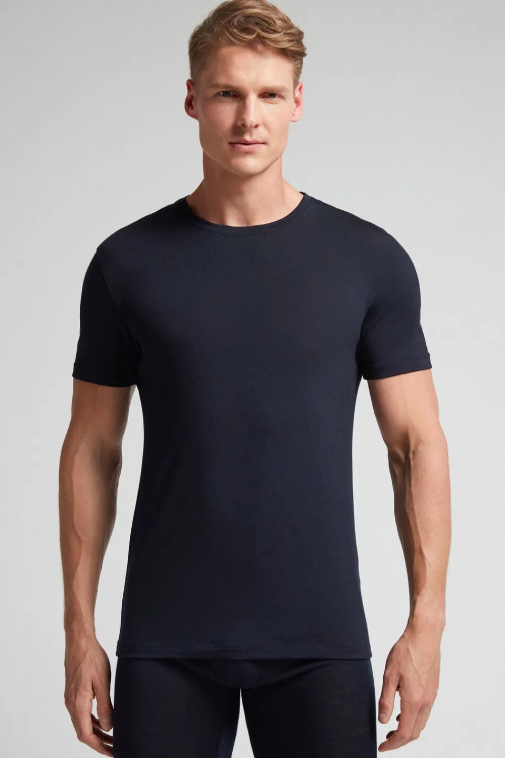 T-shirty|Wełna Merino>Intimissimi T-shirt z Krótkim Rękawem z Wełny Merino niebieski - 800 - blu notte