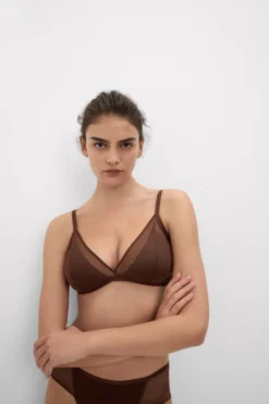Trójkąty|Braletki>Intimissimi Usztywniany Biustonosz Trójkątny Invisible Touch brązowy - 876j - cocoa brown